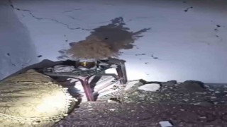 Yüksekovada yaşanan deprem sonrası evlerde çatlaklar meydana geldi