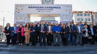 Yunusemrede Ramazan Çarşısı kuruldu