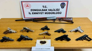 Zonguldakta kaçak silah operasyonunda adeta cephanelik bulundu: 1 tutuklu