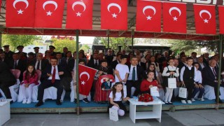 23 Nisan Ulusal Egemenlik ve Çocuk Bayramı Uşakta coşku ile kutlandı