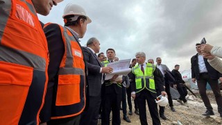Adalet Bakanı Tunç, Sakarya Adalet Sarayı inşaatında incelemelerde bulundu