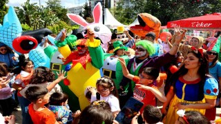 Adanada karnaval coşkusu sürüyor