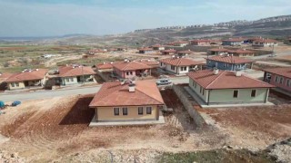 Adıyamanda teslim edilen köy evleri sıcak yuva oluyor
