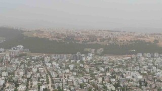 Adıyamanda toz bulutu dronla görüntülendi