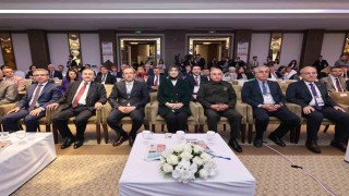 Afyonkarahisarda 8. Tıbbi ve Aromatik Bitkiler Çalıştayı devam ediyor