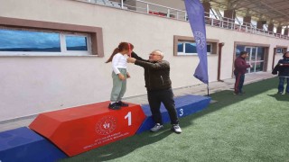 Afyonkarahisarda atletizm müsabakaları sona erdi