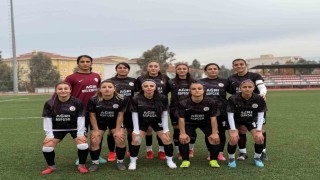 Ağrı ASP Kadın Futbol Takımı, 1. Lig yolunda Play-Off mücadelesine çıkıyor