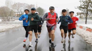 Ağrıda kurtuluş koşusu heyecanı
