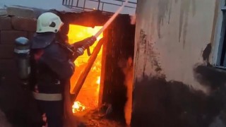 Ağrıda tüp patladı, alevler geceyi aydınlattı