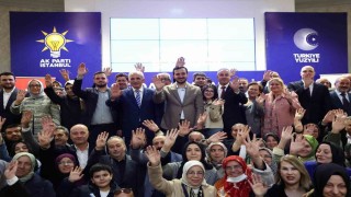 AK Parti İstanbul sahaya iniyor