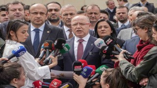 Ak Partiden Bursa Büyükşehir Belediye Başkanı Mustafa Bozbey hakkında suç duyurusu