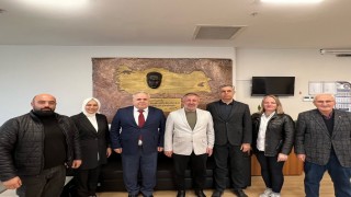AK Partiden kurumsal ziyaretler