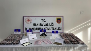 Akhisarda uyuşturucu operasyonu: 4 gözaltı