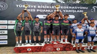 Akhisarlı bisikletçiler yine kürsüde yer aldı