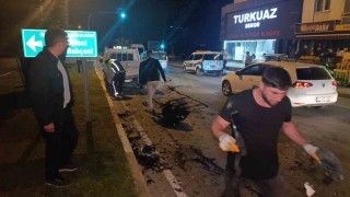 Alkollü sürücü kırmızı ışıkta bekleyen araçlara çarptı: 2 yaralı