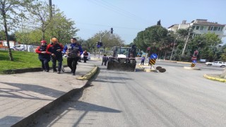 Altyapı çalışmalarında delinen doğal gaz borusu ekipleri harekete geçirdi