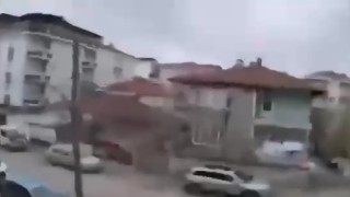 Amasyada deprem anı kamerada