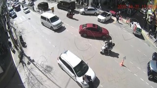 Amasyada otomobilin kavşakta yayaya çarptığı kaza kamerada