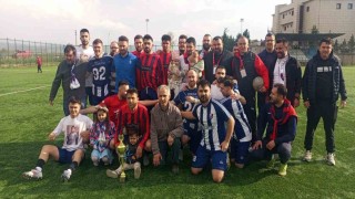 Amatör lig maçında sahada başlayan kavga saha dışına taştı