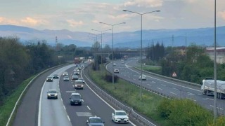 Anadolu Otoyolunda dönüş yoğunluğu başladı