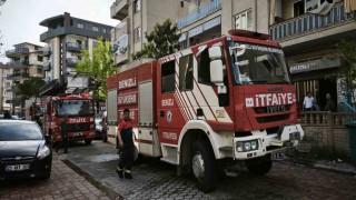 Apartman dairesinde çıkan yangın ucuz atlatıldı