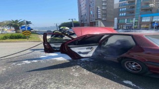 Araç yangını ekipleri harekete geçirdi