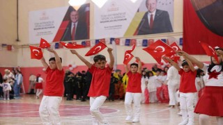 Ardahanda 23 Nisan coşkusu