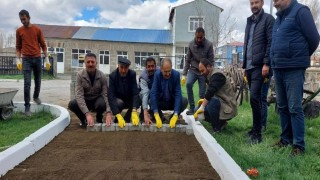 Arpaçayda yol yapım çalışmaları başladı