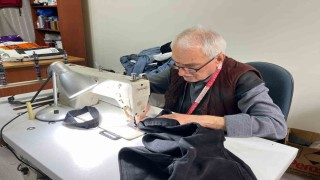 Artvinli Ziver usta 63 yıldır terzilik mesleğini sürdürüyor