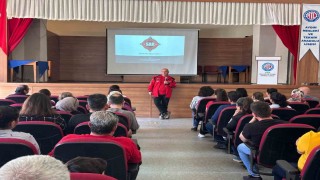 Aydın Mesleki ve Teknik Anadolu Lisesinde velilere Afet Bilinci Konferansı