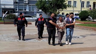 Aydında tüfekli cinayetin zanlısı adliyeye sevk edildi