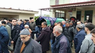 Ayrı yaşadığı eşi tarafından öldürülen kadın defnedildi