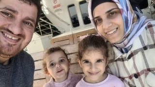Baba ve 2 kızının hayatını kaybettiği facianın ardından yürek yakan kare