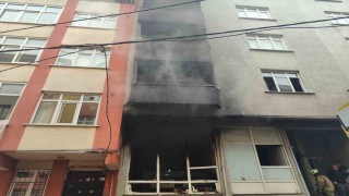 Bağcılarda araç paspası üreten iş yerinde korkutan yangın