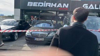 Bağcılarda oto galeriye el bombalı saldırı
