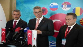 Bakan Memişoğlu: (İstanbul depremi) Şu anda hastanelerimizde 32 yaralımız var, durumları iyi