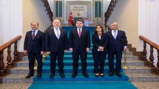 Bakan Tunç, DEM Parti heyetiyle bir araya geldi