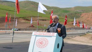 Bakan Uraloğlu müjdeyi verdi, Siirte tren geliyor