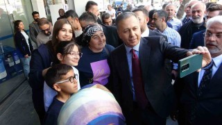 Bakan Yerlikaya, esnafla bir araya geldi
