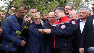 Bakan Yumaklı: Zirai don nedeniyle zarar gören ağaçlarda kulaktan dolma bilgilerle budama yapılmamalı