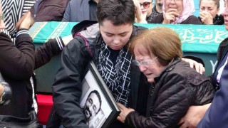 Balkondan düşerek hayatını kaybeden doktor son yolculuğuna uğurlandı