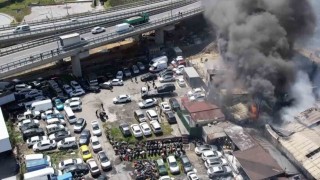 Başakşehirde kimya deposu adeta alev topuna döndü