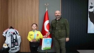 Başkan Arıkan, Milli Sporcu Göreceki Ağırladı