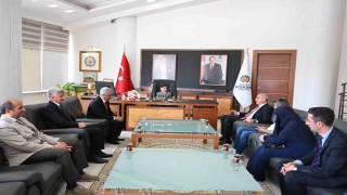 Başkan Er, Bu koltuklara hizmet bilinci ile oturulması gerekiyor