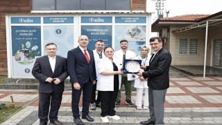 Başkan Eyüp Kahveci, Dünya Veteriner Hekimler Gününü kutladı