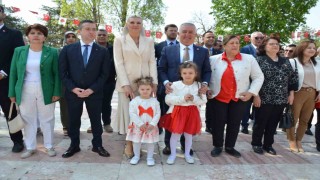 Başkan Subaşı, CHPden alternatif çelenk sunma törenine katıldı