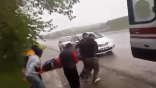 Batmanda araç şarampole yuvarlandı: 3 yaralı