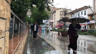 Bayburt için gök gürültülü sağanak yağış uyarısı yapıldı