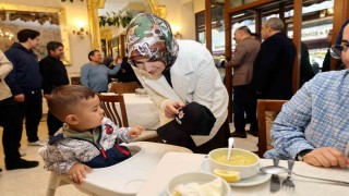 Bayram tatilindeki ziyaretçi sayısı esnafı mutlu etti