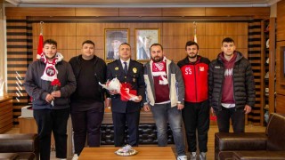 Belekoma Tayfa taraftar grubundan anlamlı ziyaret